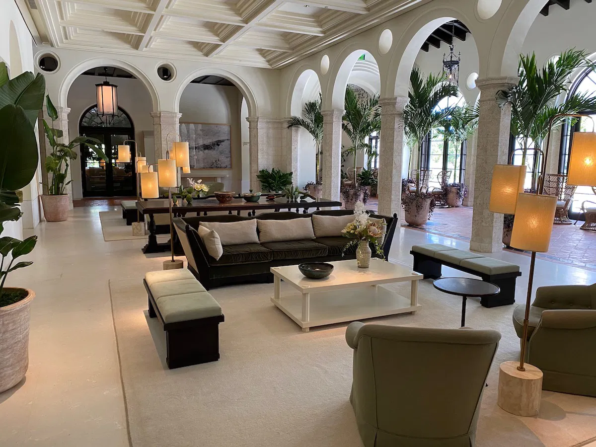 Karte Blanche & Co Mums the Word Spring issue 2025 May travel postcard