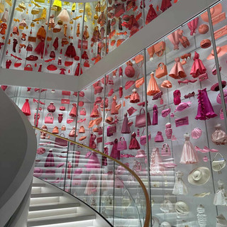 La Galerie Dior Karte Blanche & Co La Vie En Rose issue Paris June 2024