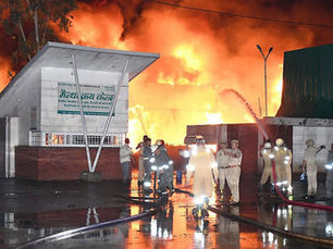 Massive fire guts 200 houses, kills cattle in UP's Budaun