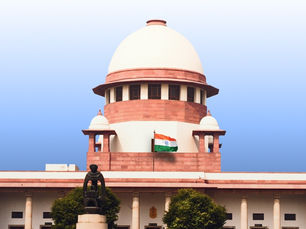 SC allows BJP govt to withdraw cases against Centre, LG in AAP regime