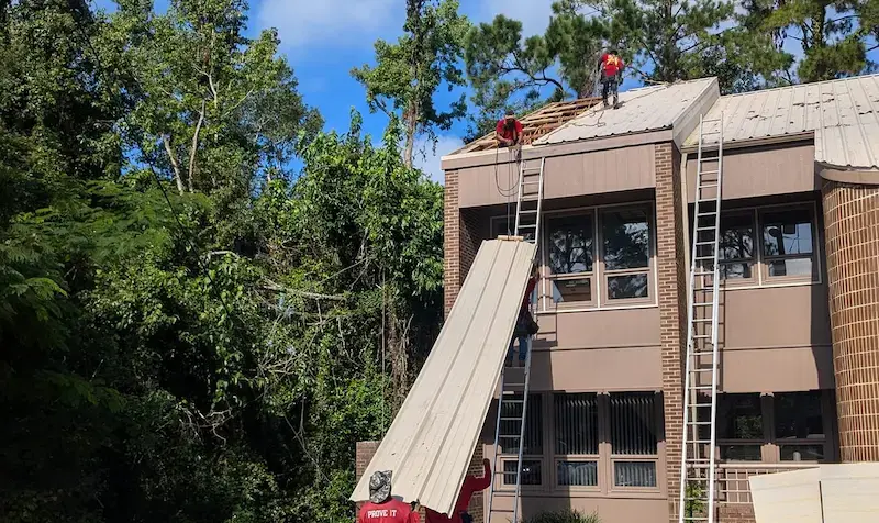 kfr roofing team on a roofing project