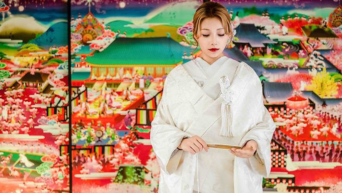 ・着物　新郎1着+新婦2着
・ロケ　2 所（基本ロケ+特別ロケ）
・撮影時間　2時間
・撮影データ　300枚（20枚レタッチ）
・着付け+女性へア+女性メイク
・移動費