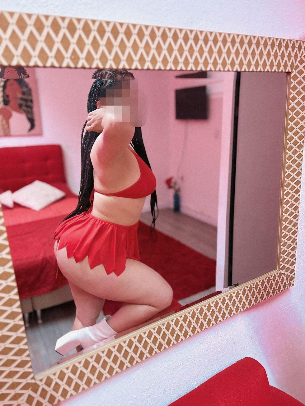 Thumbnail: Tamy 😈