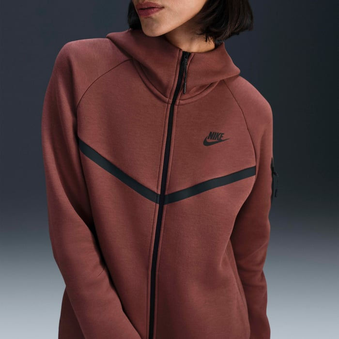 الصورة المصغرة: Nike Sportswear Tech Fleece Windrunner Women's Full-Zip Hoodie