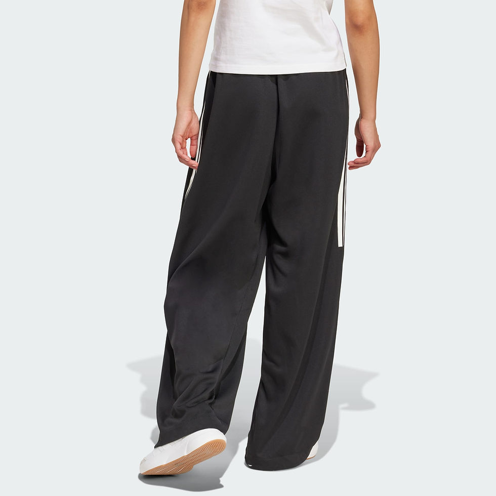 الصورة المصغرة: Women • Sportswear Pleated 3-Striped High-Waisted Trousers