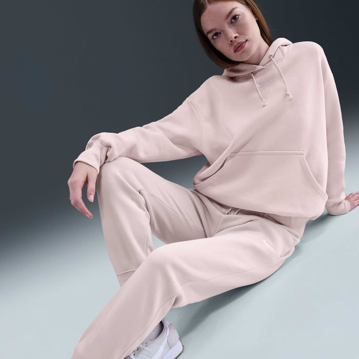الصورة المصغرة: Nike Sportswear Phoenix Fleece Women's Mid-Rise Tracksuit Bottoms