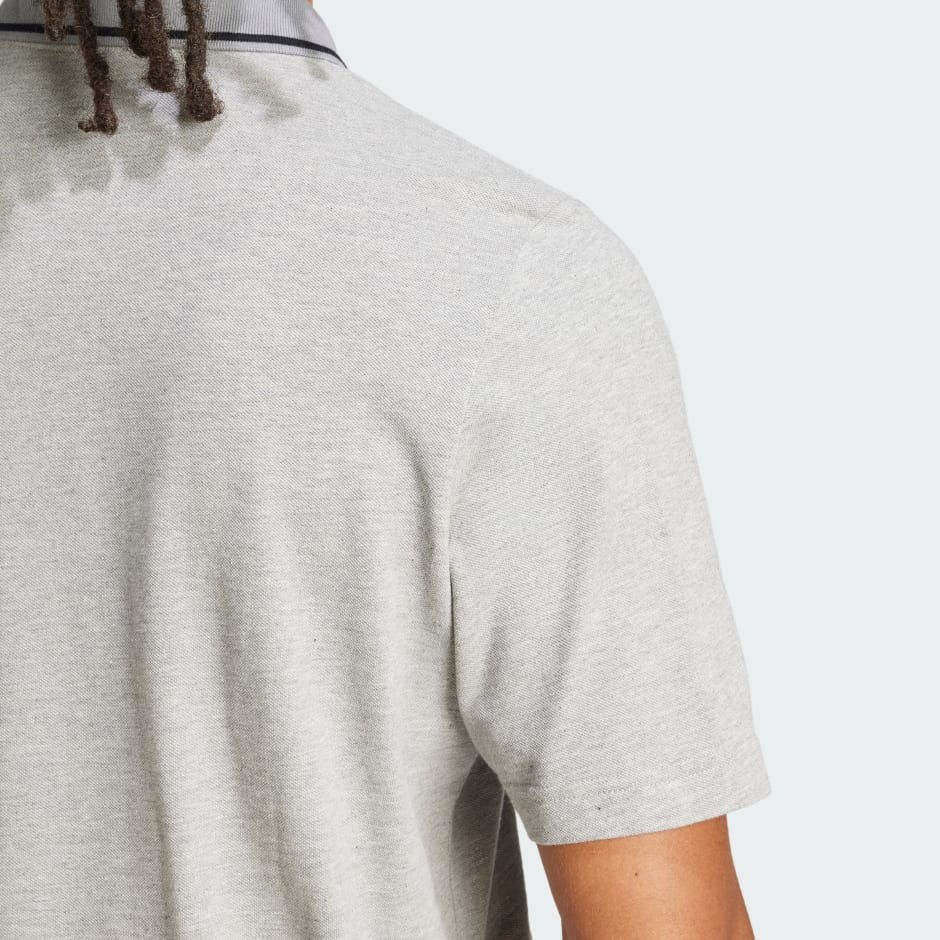 Thumbnail: Men's Clothing Essentials Small Logo Piqué Polo Shirt