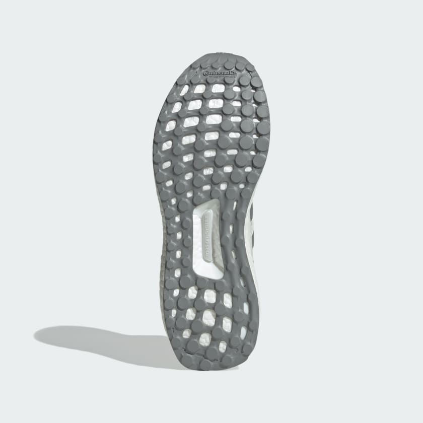 الصورة المصغرة: Men's • Sportswear ULTRABOOST 1.0 SHOES