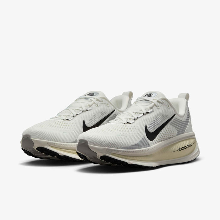 الصورة المصغرة: Nike Vomero 18 Women's Road Running Shoes