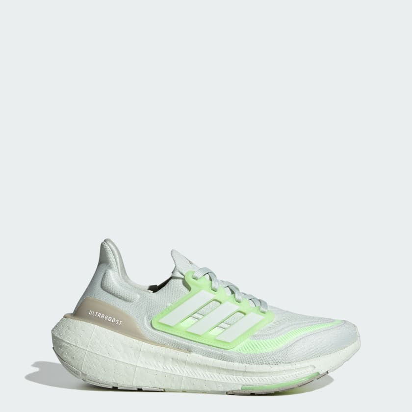 Women • Running 763 ULTRABOOST LIGHT SHOES