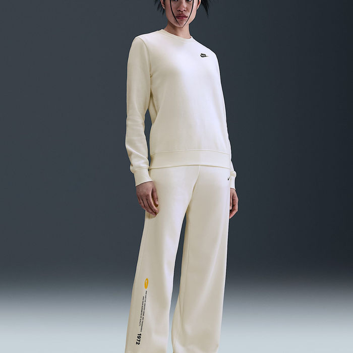 Nike Sportswear Women's Wide-Leg Trousers