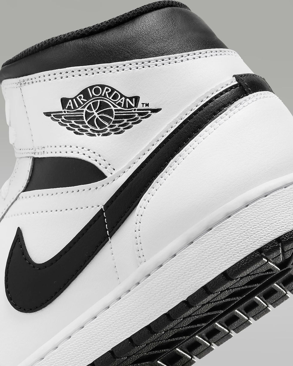 الصورة المصغرة: Air Jordan 1 Mid Men's Shoes