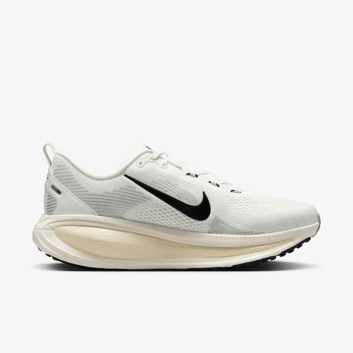 Thumbnail: Nike Vomero 18 Men's Road Running Shoes