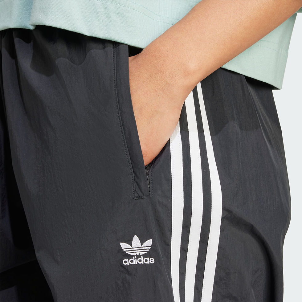 الصورة المصغرة: Women's • Originals 3-Stripes Woven Parachute Pants