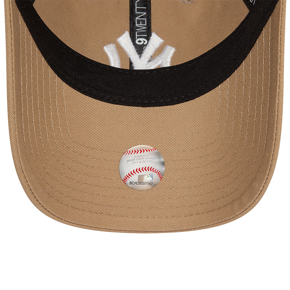 Thumbnail: New York Yankees League Essential Light Beige 9TWENTY Adjustable Cap 9TWENTY
