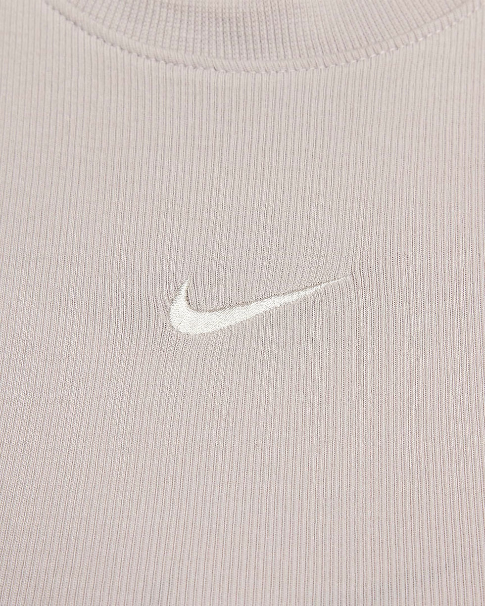 Thumbnail: Nike Sportswear Chill Knit Women's Tight Cropped Mini-Rib Tank Top