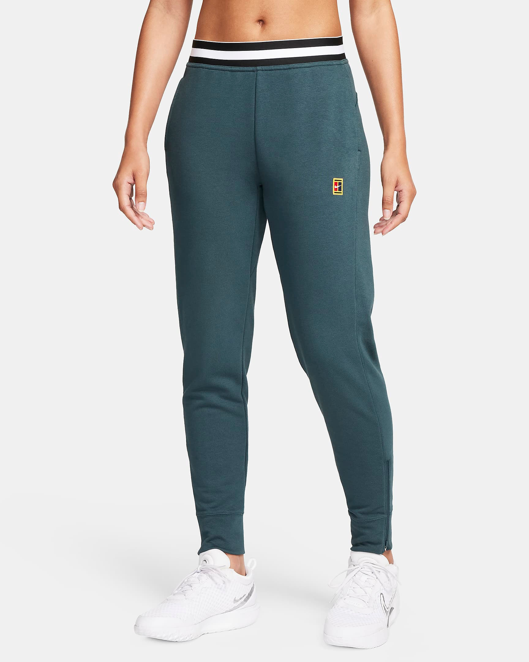 NikeCourt Dri-FIT Heritage Women's French Terry Tennis Trousers