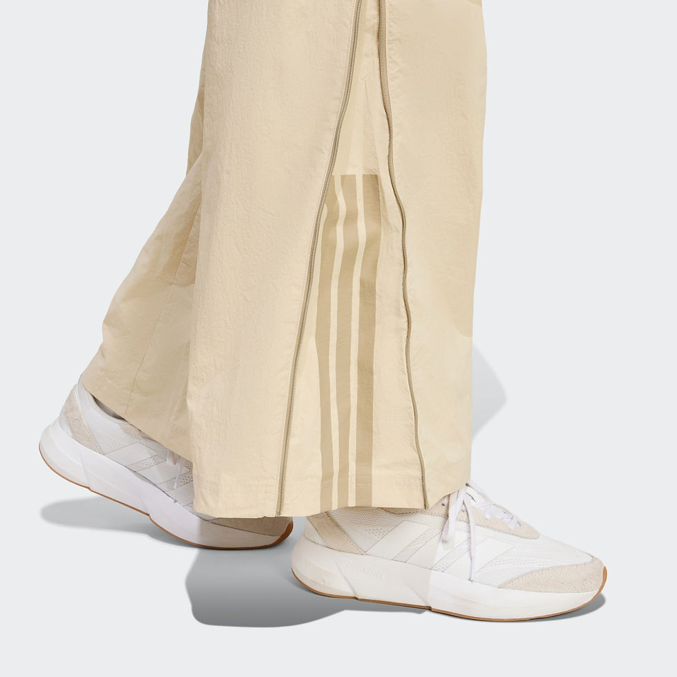 الصورة المصغرة: Women • Sportswear City Tech Woven Zip Pants