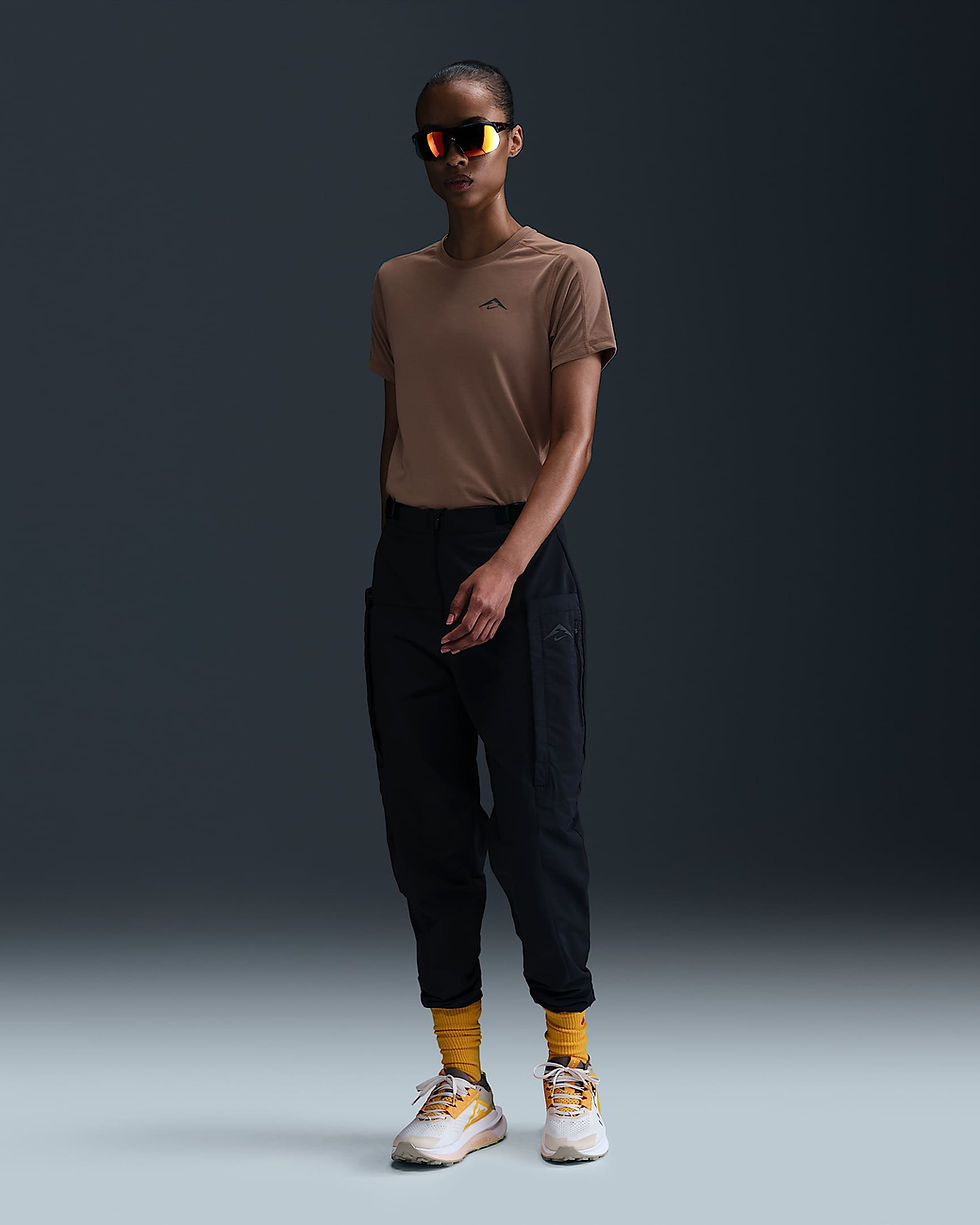 الصورة المصغرة: Nike Trail Women's Dri-FIT Short-Sleeve Running Top