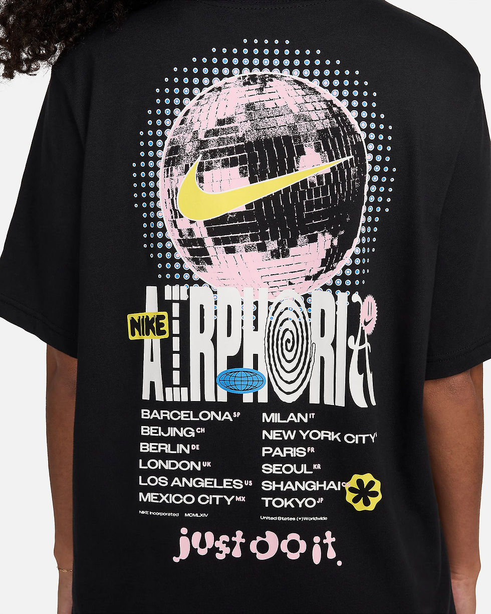 الصورة المصغرة: Nike Sportswear Women's Graphic T-Shirt