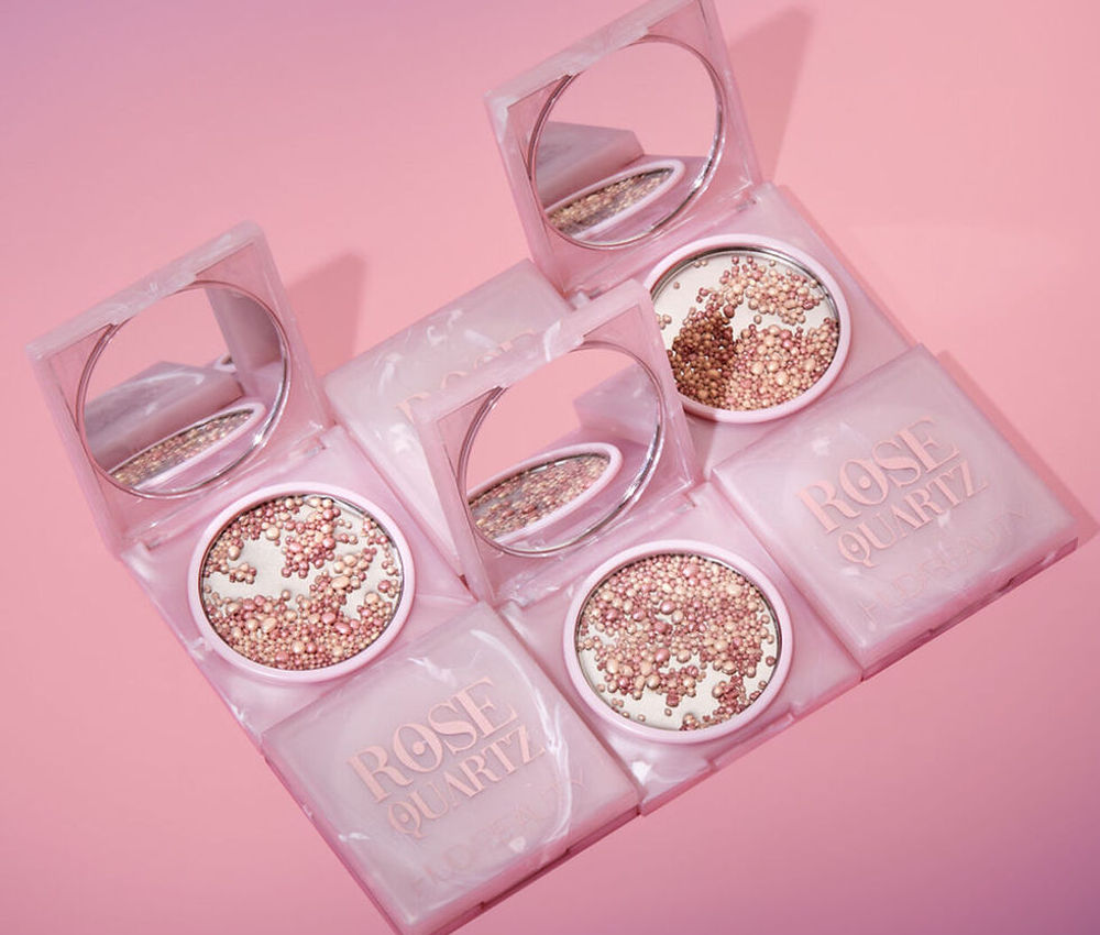 HUDA BEAUTY ROSE QUARTZ FACE GLOSS HIGHLIGHTING DEW 