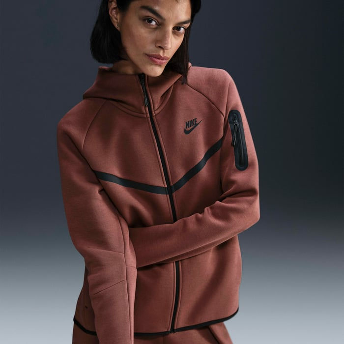 الصورة المصغرة: Nike Sportswear Tech Fleece Windrunner Women's Full-Zip Hoodie