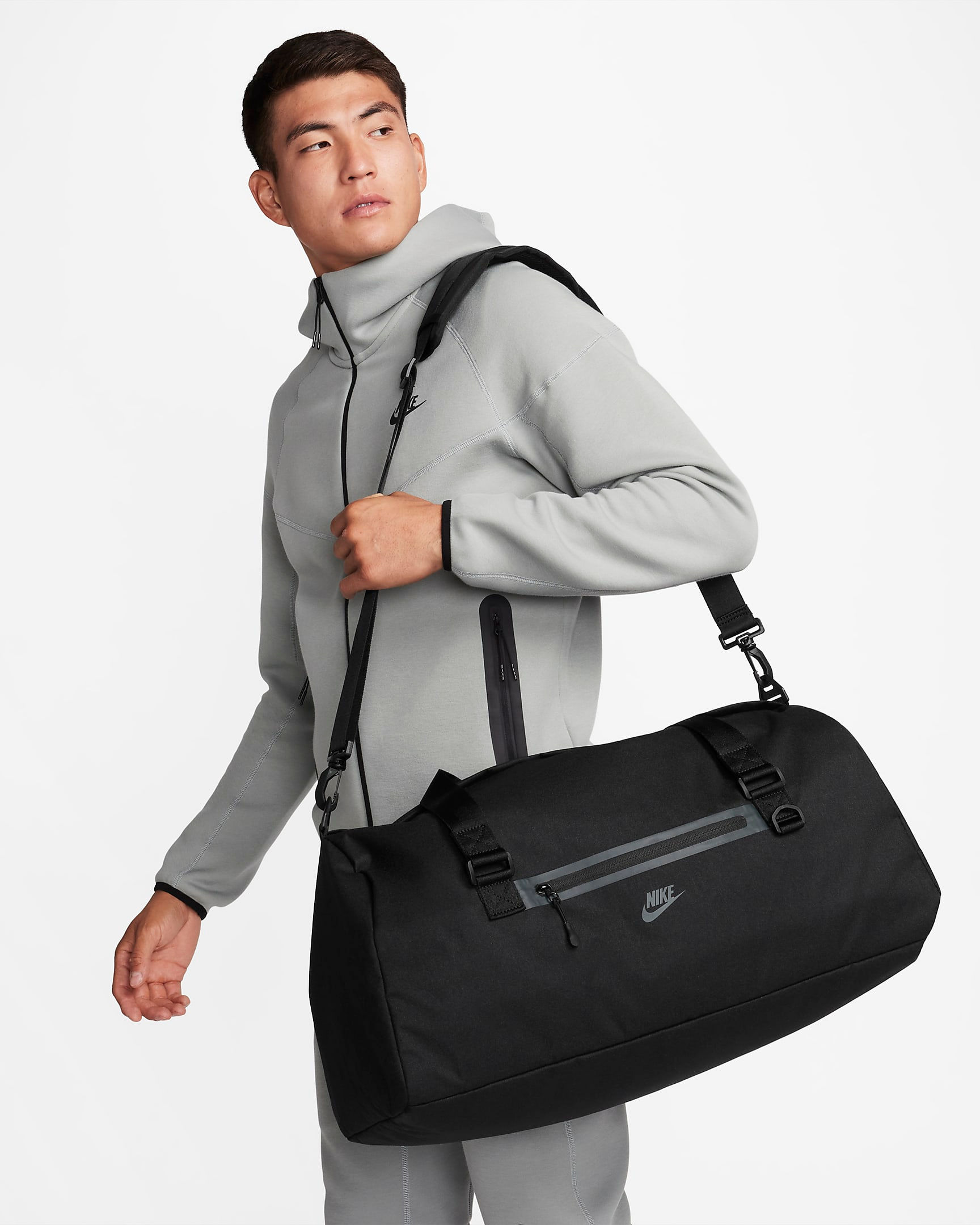 Nike Elemental Premium Duffel Bag (45L)