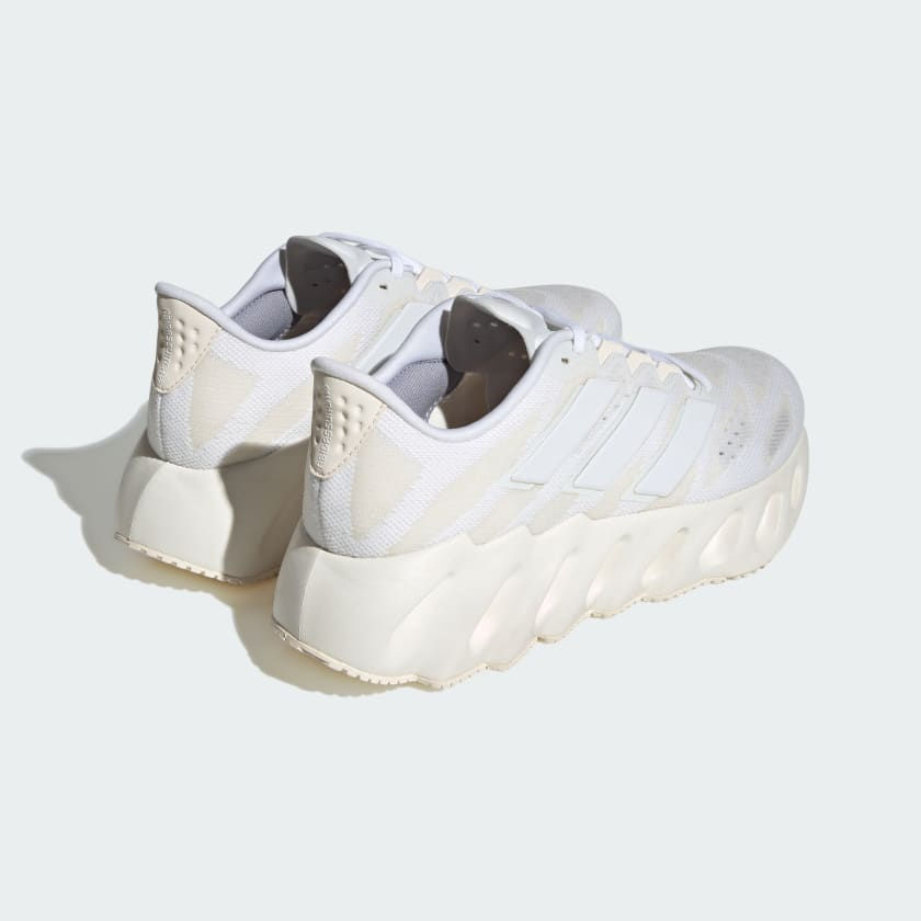 Thumbnail: Running SWITCH FWD RUNNING SHOES