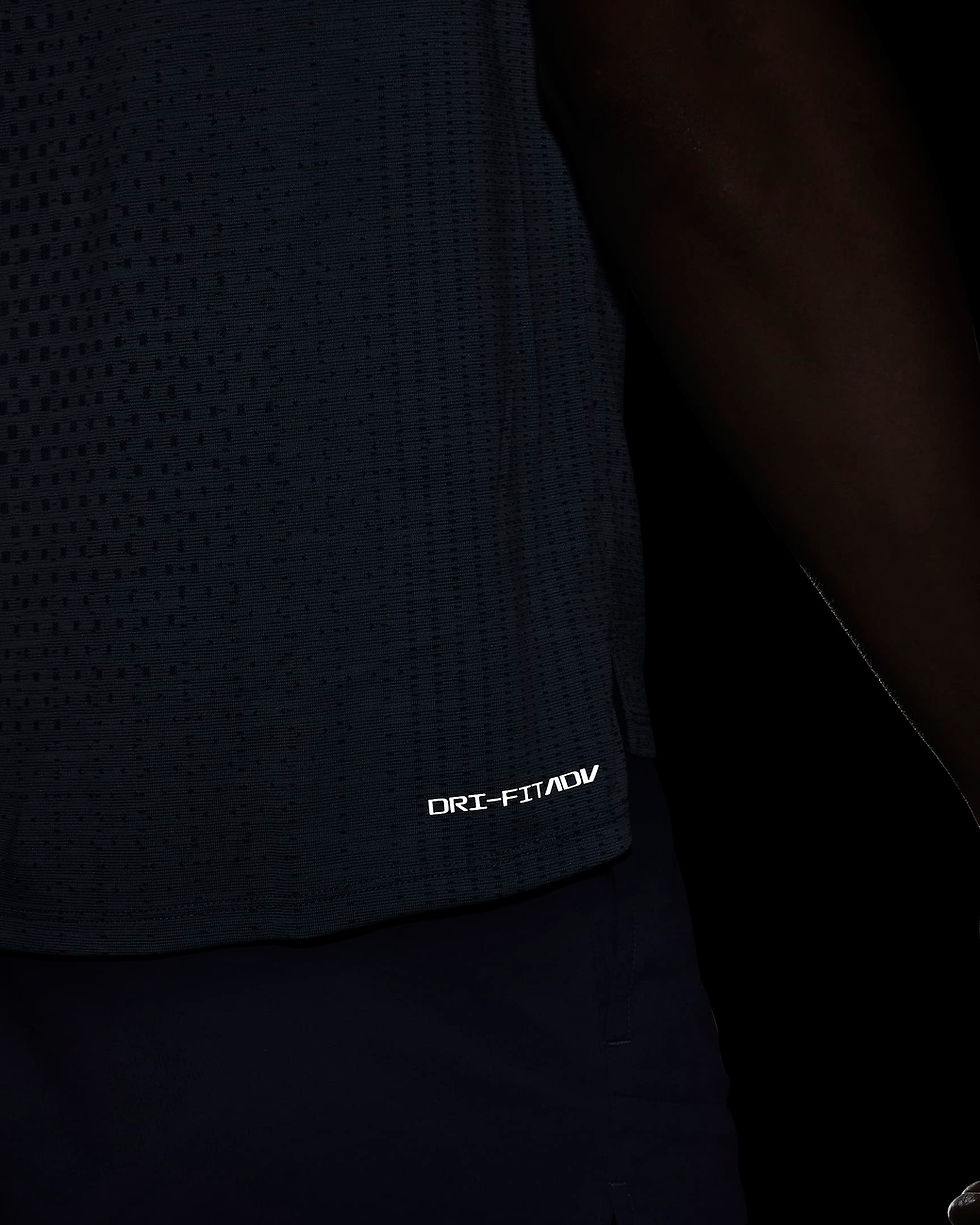 Thumbnail: Nike Tech Knit Men's Dri-FIT ADV Short-sleeve Running Top