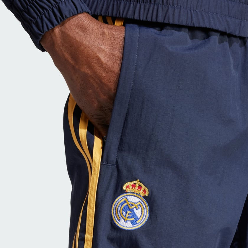 الصورة المصغرة: Men's • Soccer REAL MADRID WOVEN TRACK PANTS