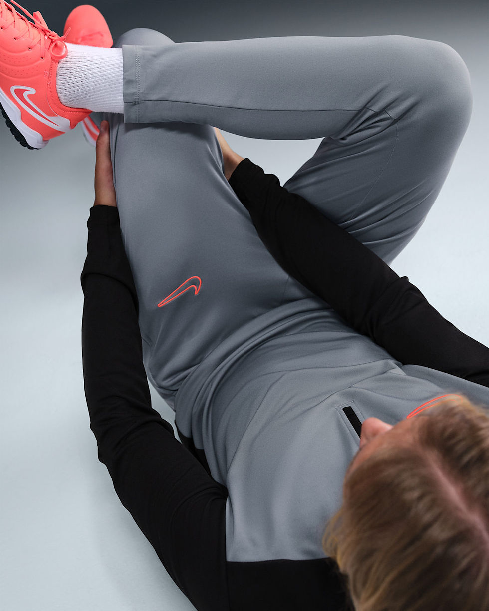 الصورة المصغرة: Nike Academy Men's Dri-FIT Football Pants