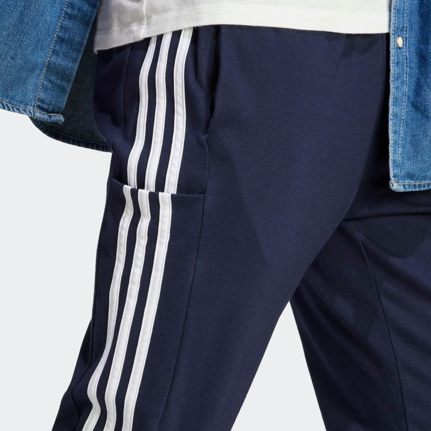 Thumbnail: Men • Sportswear ESSENTIALS SINGLE JERSEY TAPERED OPEN HEM 3-STRIPES PANTS