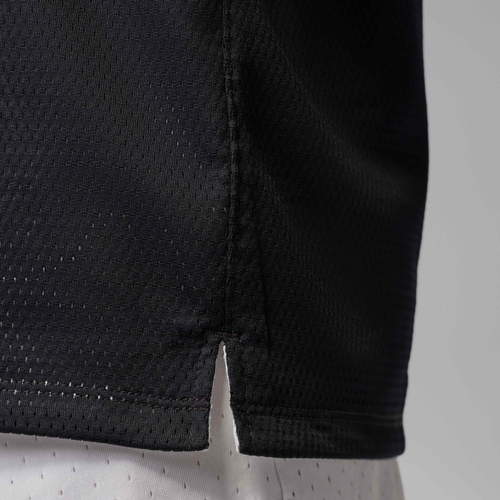 Thumbnail: Jordan Sport Men's Reversible Shirt
