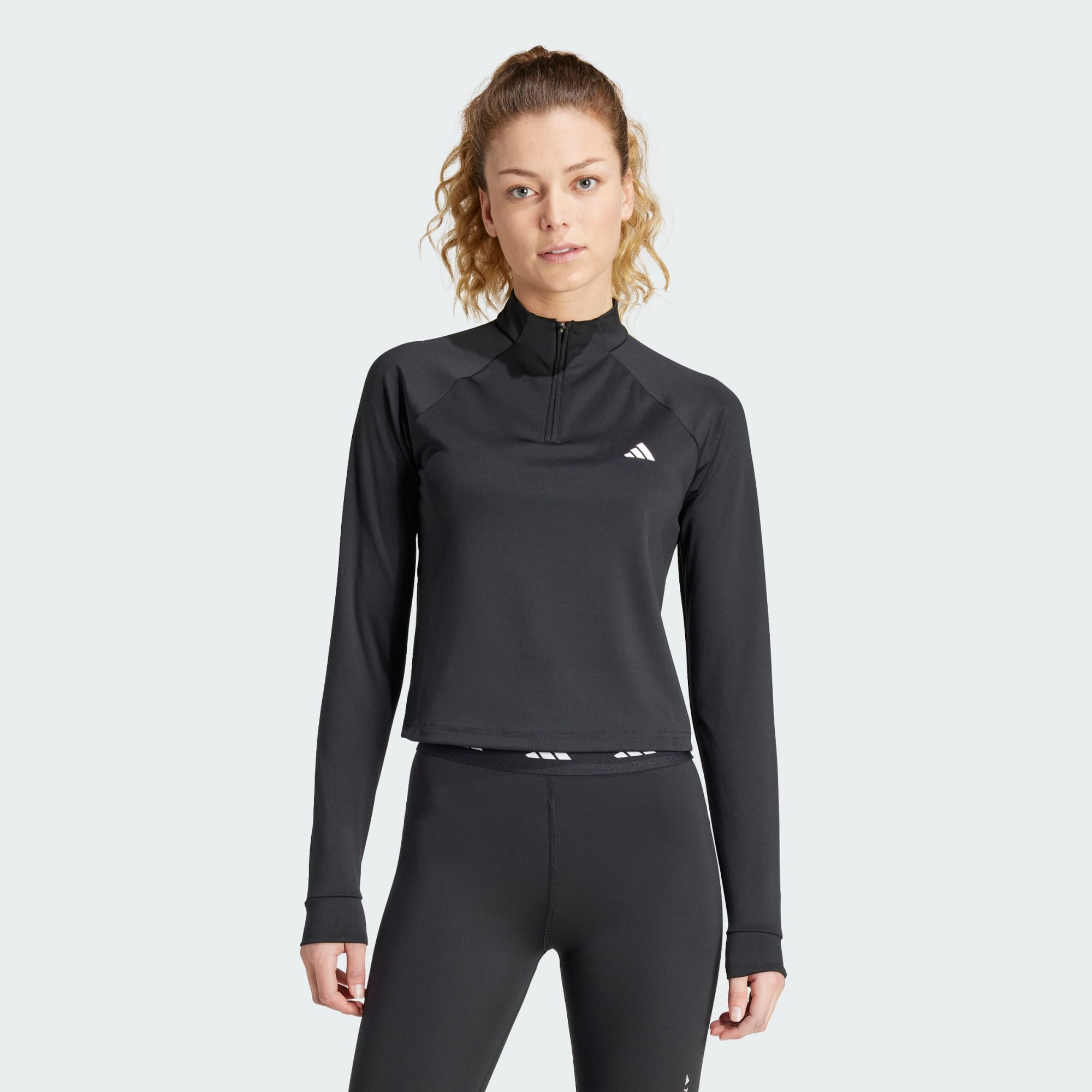 Women • Training Train Essentials Minimal Branding 1/4-Zip Cover Up