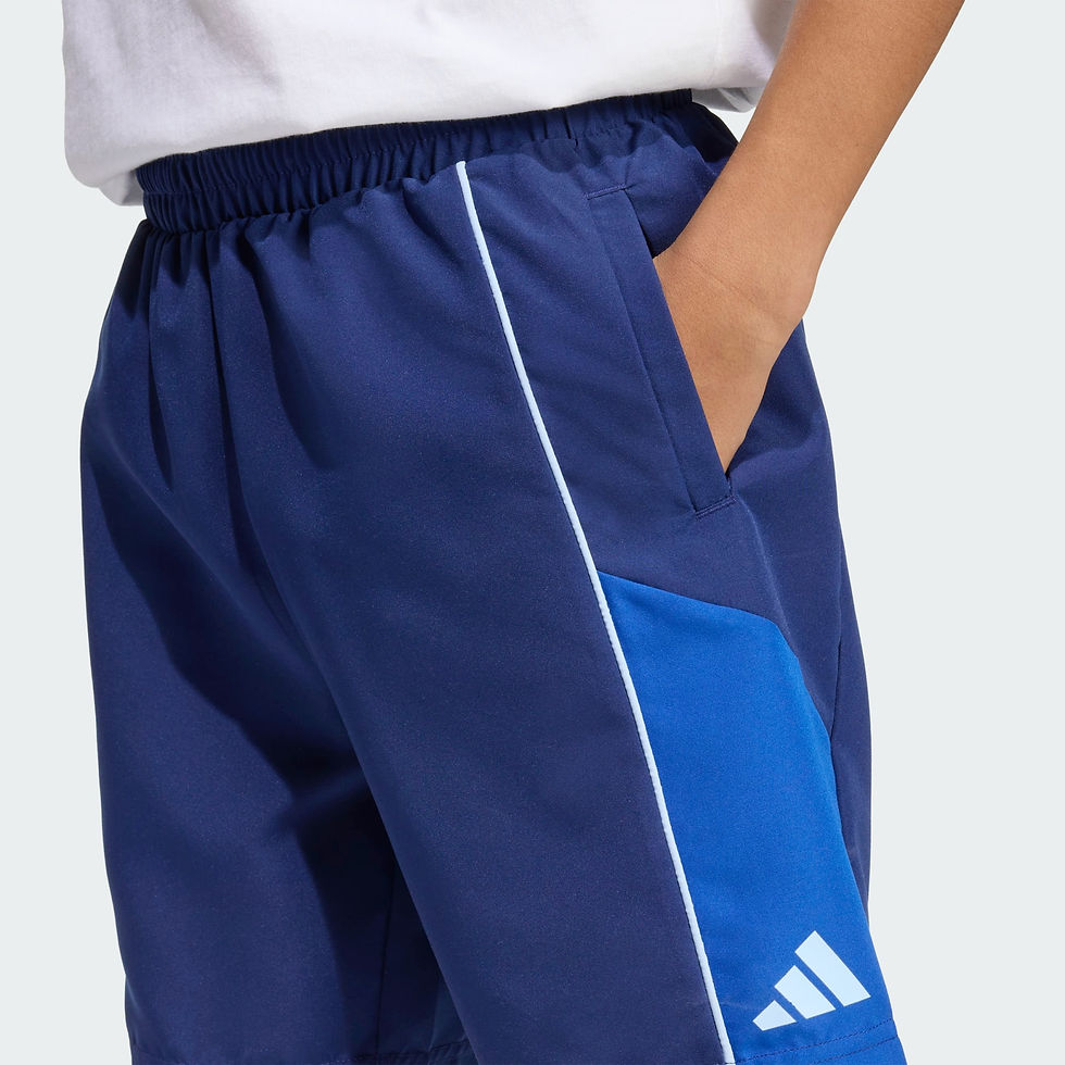 الصورة المصغرة: Kids • Sportswear COLOR BLOCK WOVEN SHORTS