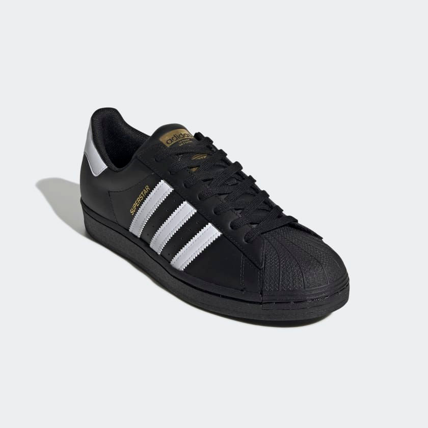 الصورة المصغرة: Originals Superstar Shoes