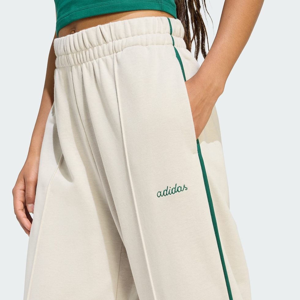 Thumbnail: Women • Sportswear Colorpop Seasonal Essentials Pants with Embroidered Graphic