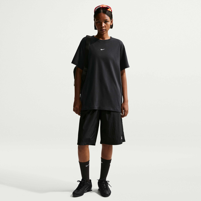 Thumbnail: Nike Sportswear Women's Oversized Short-Sleeve T-Shirt