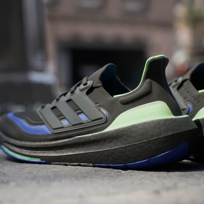 الصورة المصغرة: Men's • Running ULTRABOOST LIGHT RUNNING SHOES