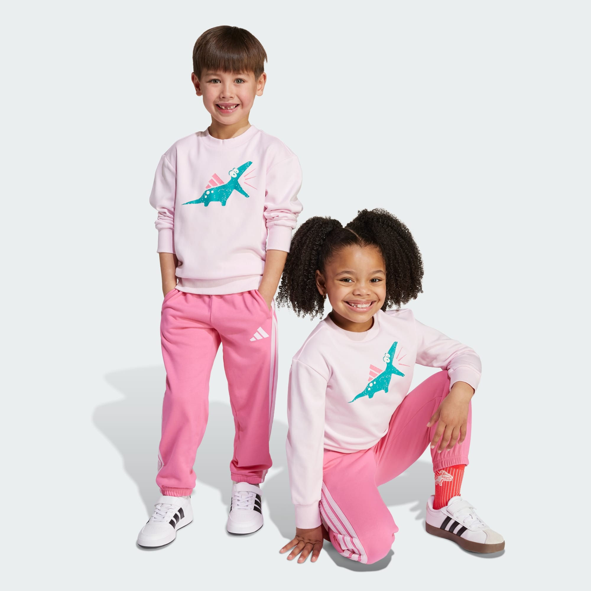 Kids • Sportswear Seasonal Essentials Adiraptor Fleece Jogger Set Little