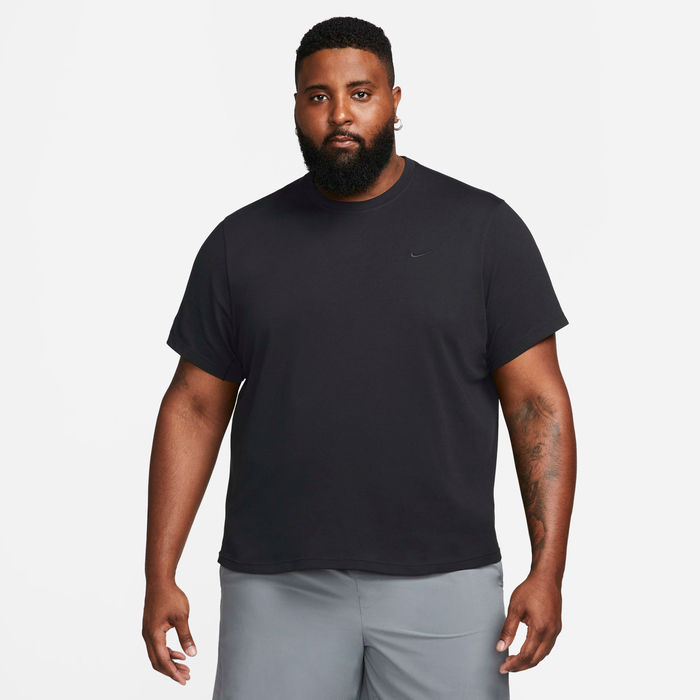 Thumbnail: Nike Primary Men's Dri-FIT Short-Sleeve Versatile Top