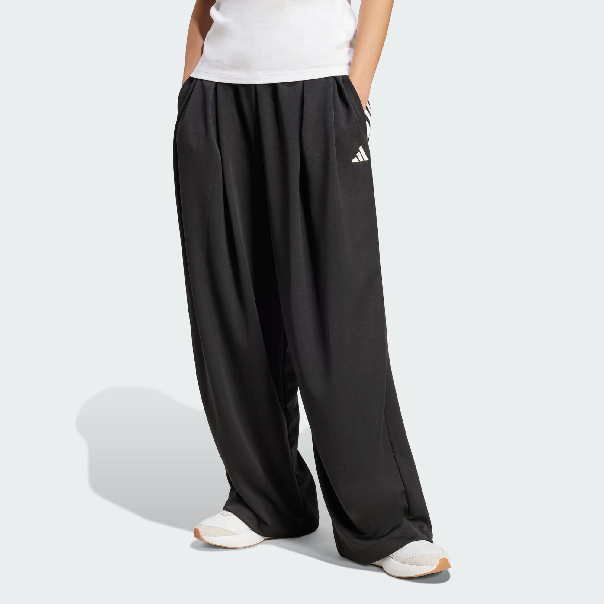 Women • Sportswear Pleated 3-Striped High-Waisted Trousers
