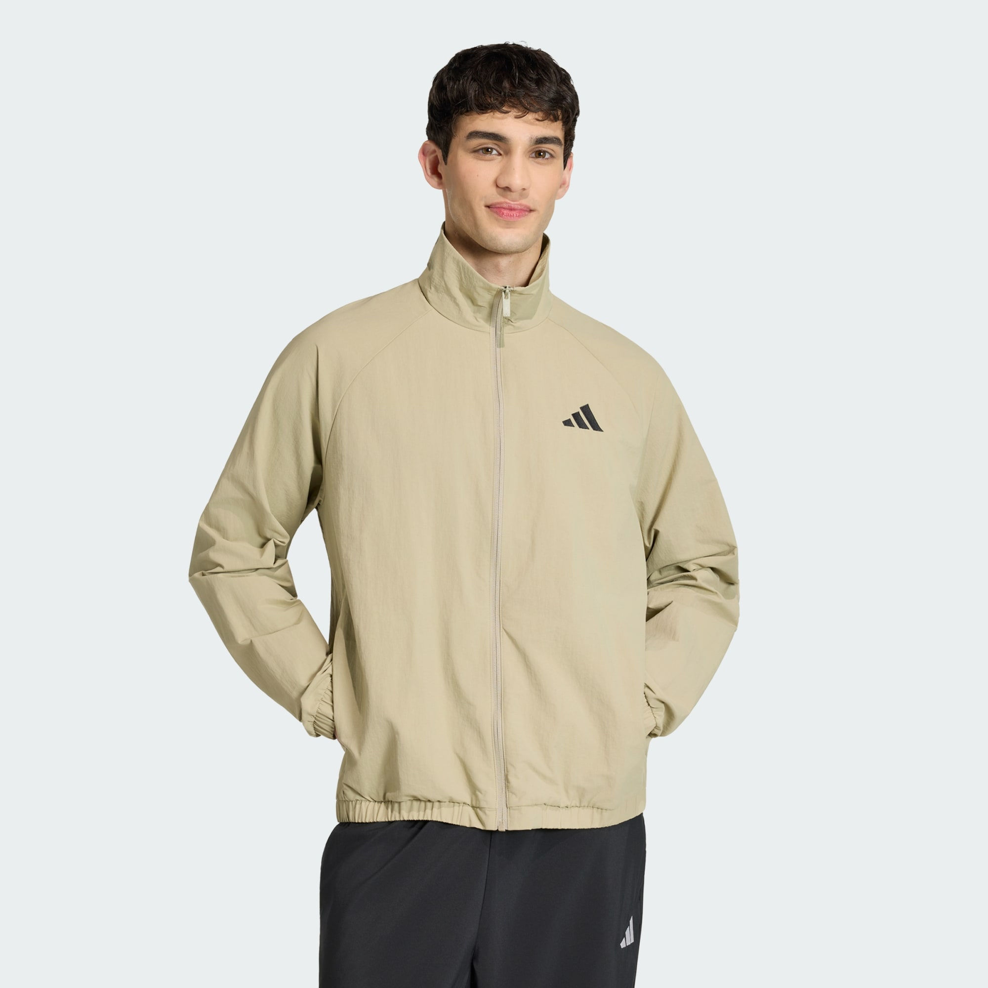 Men's • Sportswear Essential Small Logo Windbreaker