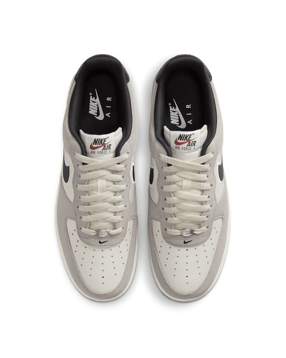 Thumbnail: Nike Air Force 1 '07 LV8 Men's Shoes