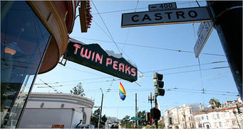 Twin Peaks Tavern