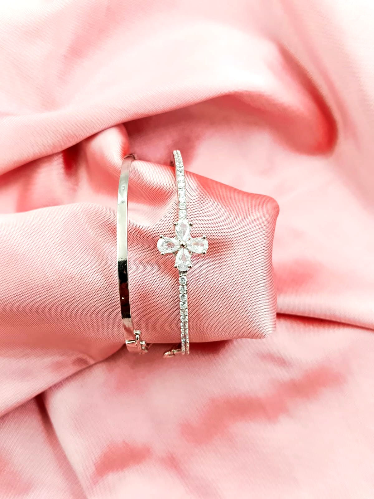 Silver Coated Bangle Type Openable Bracelet