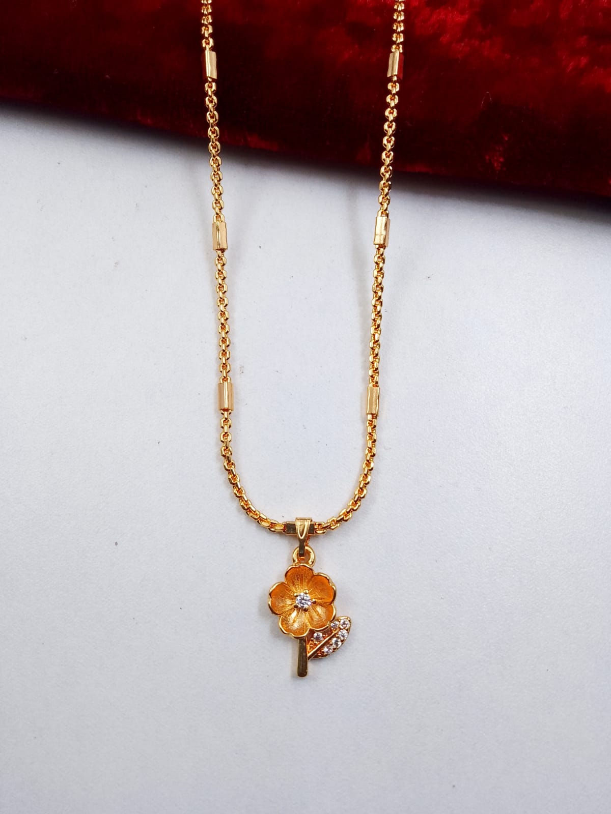 Cute Flower Dollar Chain