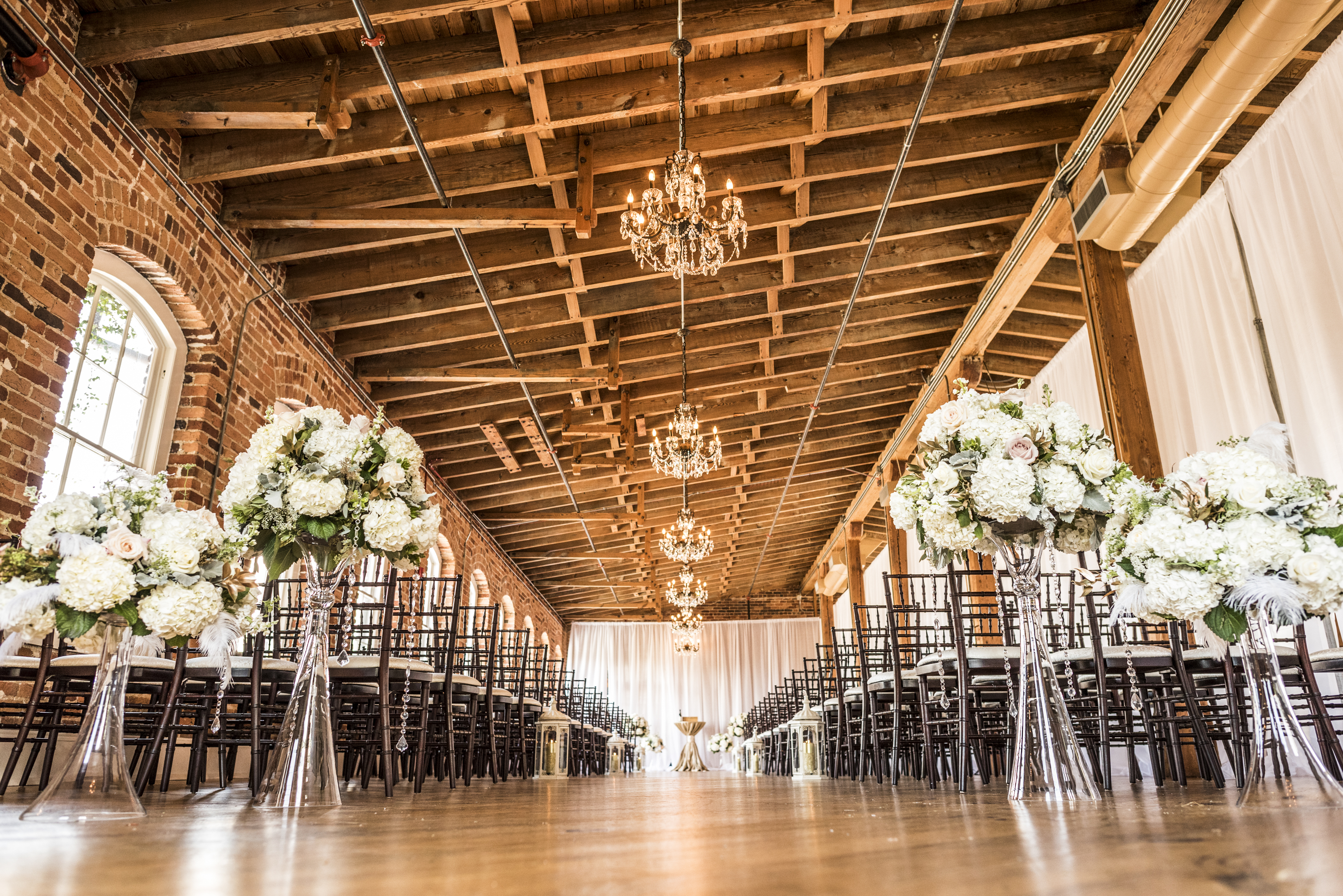 Melrose Knitting Mill Wedding - Chris and Jennifer - 00271