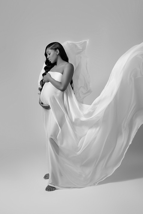 Los Angeles Studio Maternity Photographer