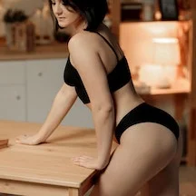 hot girls ecorts service calangute.webp